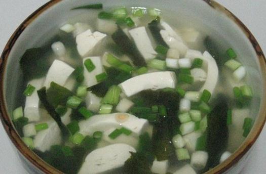 女人冬天喝什么湯養生？四款養生湯的做法