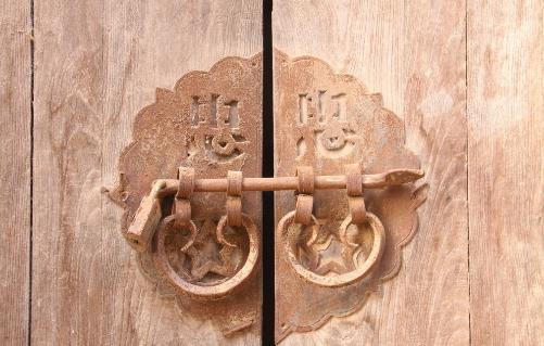 門(mén)鎖的選購(gòu)技巧-門(mén)鎖怎么安裝？