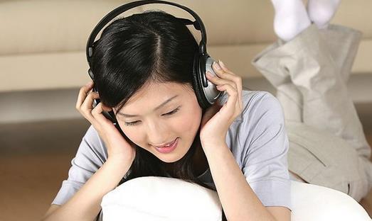 心理壓力大怎么辦 聽音樂能改善情緒