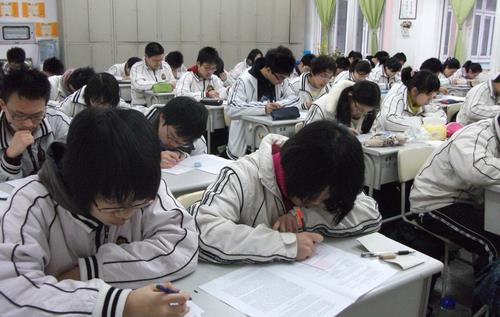 高三學(xué)生家長(zhǎng)要做到的四件事！