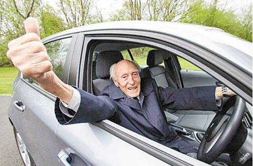 老年人開車要注意什么？