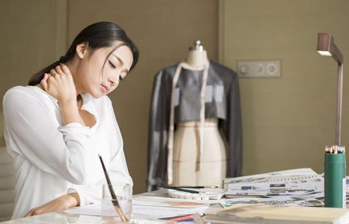 上班族當(dāng)心：身體過勞的10個(gè)危險(xiǎn)信號