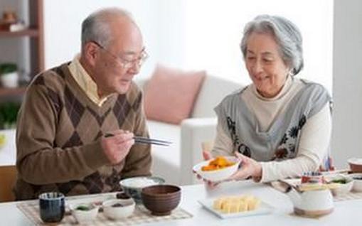 老人如何護理保健消化道
