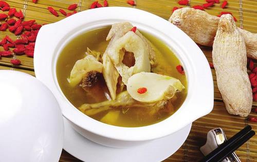 女性冬季多食六種參來(lái)進(jìn)補(bǔ)