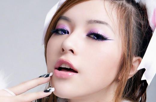 新人化妝七個注意事項 學(xué)會了你也是女神