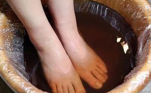 老人泡腳這件小事，你懂多少？