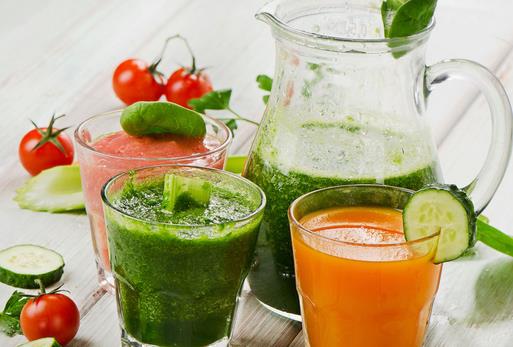 蔬菜汁、豆湯加鹽補水好