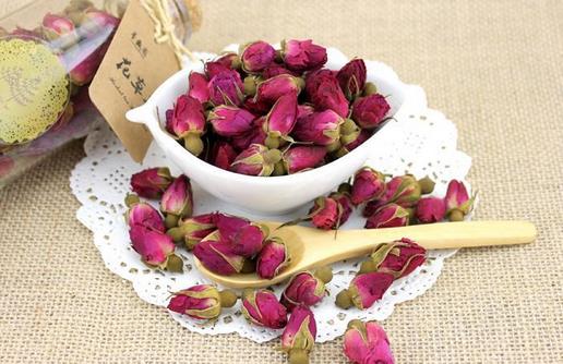 玫瑰花茶有什么副作用？什么時候喝玫瑰花茶好？