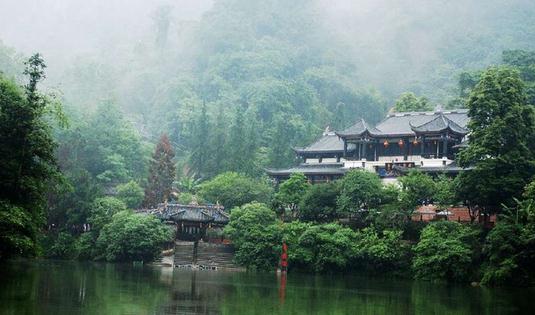 自貢天池寺傳說(shuō)中的威嚴(yán)