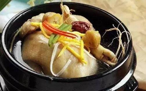 頸椎病吃什么好？三個(gè)勁椎病食療方