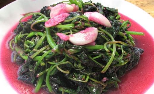 為什么莧菜炒熟是紅色？吃莧菜有什么好處？