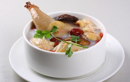 雞湯有哪些做法？枸杞雞湯食譜