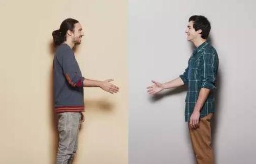 從男人的肢體語言看穿男人內心