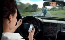 開車遇到危險(xiǎn)狀況如何自救？
