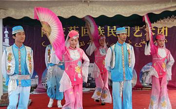 【回族】回族簡(jiǎn)介_(kāi)回族傳統(tǒng)節(jié)日_回族的風(fēng)俗習(xí)慣_回族服飾_回族文化