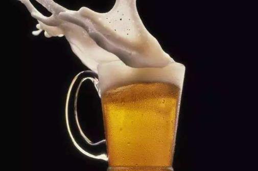 這樣喝啤酒才健康哦！