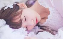 女人熬夜會有那么多危害！