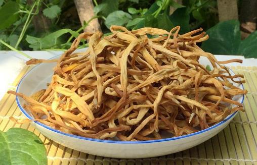 食以載道的黃花菜，安神除煩護膚美顏