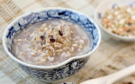 薏米吃對了除濕益氣，試試這幾個薏米的食療方