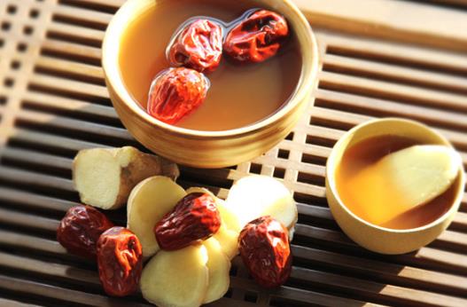 改善寒性痛經(jīng)要學(xué)會暖身 暖身食療方學(xué)一學(xué)