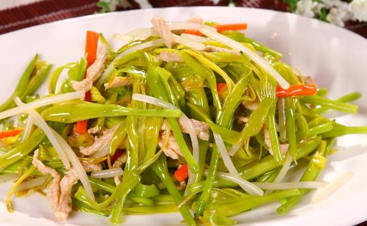 與黃花菜相克的食物 吃錯了很危險哦