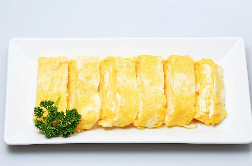 教你用保鮮袋制作早餐蛋卷 無油膩更健康
