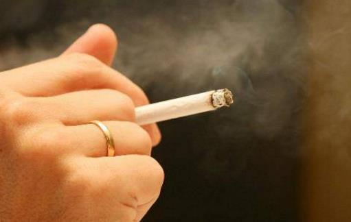 三類(lèi)人喝酒易得肝癌 酒精代謝氧耗增加易致肝功惡化