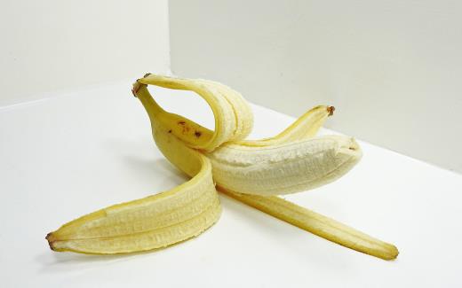 香蕉皮有非常高的營養成份 香蕉皮的神奇小妙用