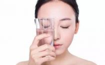 給皮膚補水 補水應知水源