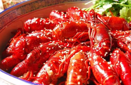 夏季最火爆的小龍蝦，醬料香料配方大公開，在家做出飯店