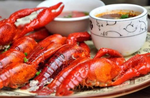 夏季最火爆的小龍蝦，醬料香料配方大公開，在家做出飯店