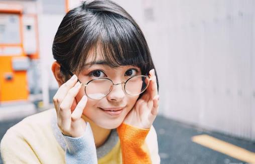 不戴眼鏡沒有安全感 眼睛度數加深會有哪些原因