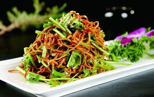 它的“香味”圈粉無數，又讓人嗤之以鼻，殊不知，吃了它