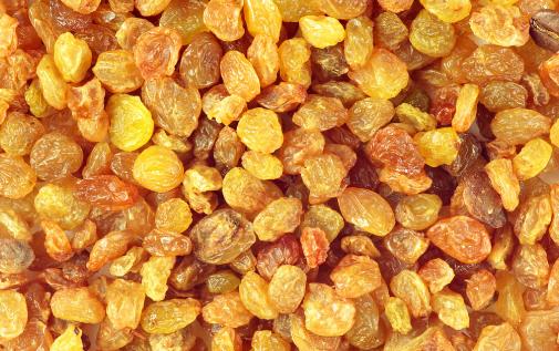 葡萄干太臟怎么洗？清水洗不凈，加入兩種調味料，3分鐘就