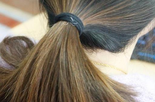 經(jīng)常染發(fā)，很多人說會致癌真的嗎？醫(yī)生給出建議，做到就