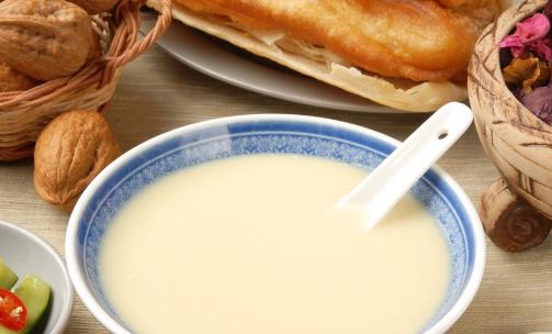 每天喝豆?jié){可以預防疾病 有關豆?jié){的藥膳食譜