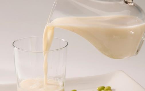 每天喝豆?jié){可以預防疾病 有關豆?jié){的藥膳食譜