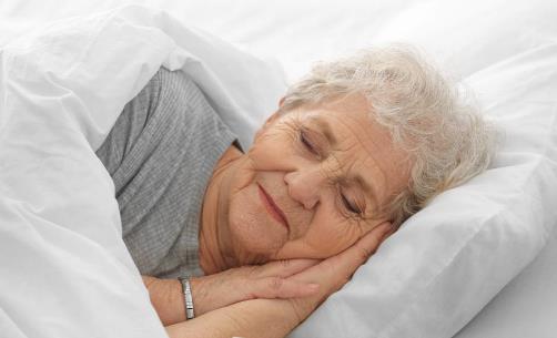 良好的睡眠是老人最好的“滋補品” 說說老人養生的哲學