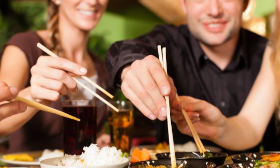 小時(shí)候過(guò)年“必吃”的5種零食，你有多久沒(méi)吃過(guò)了？看看還記得嗎