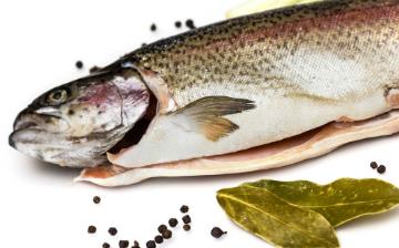 【鱒魚】鱒魚營養(yǎng)價值_功效與作用_營養(yǎng)成分_食用方法_做法_選購_保鮮