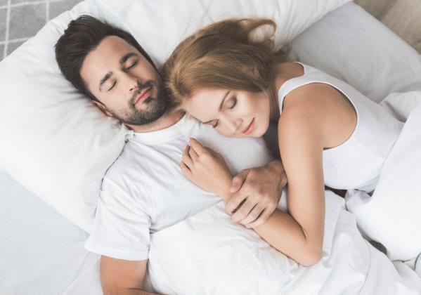 男人為什么在同房后汗流浹背？過夫妻生活時，堅持多久才算正常？