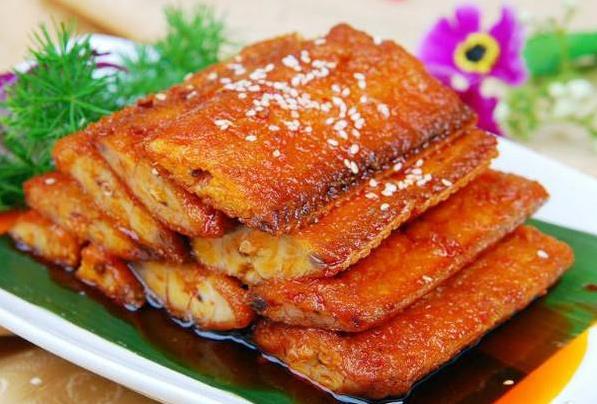 為什么帶魚不能人工養(yǎng)殖？帶魚是深海魚嗎？有什么營(yíng)養(yǎng)價(jià)值