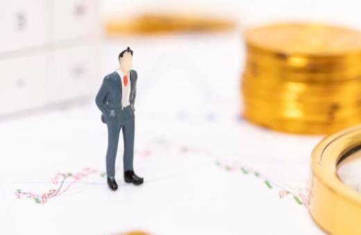 銀行買基金有人虧過(guò)嗎 法定節(jié)假日基金開(kāi)盤嗎